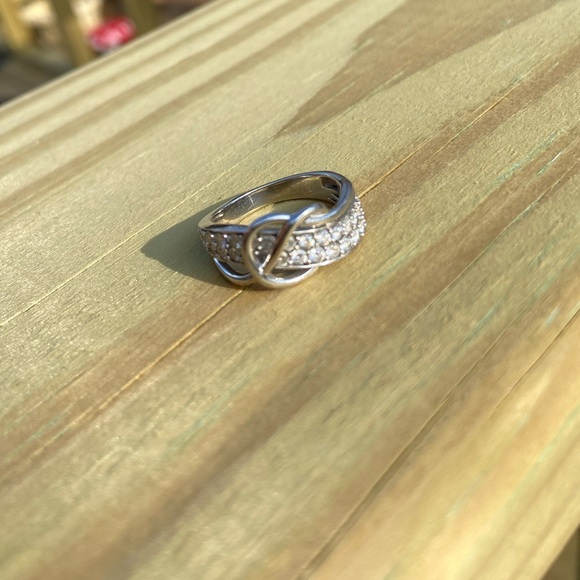 Le Vian 14 Karat White Gold Pretzel Ring - Picture 14 of 15